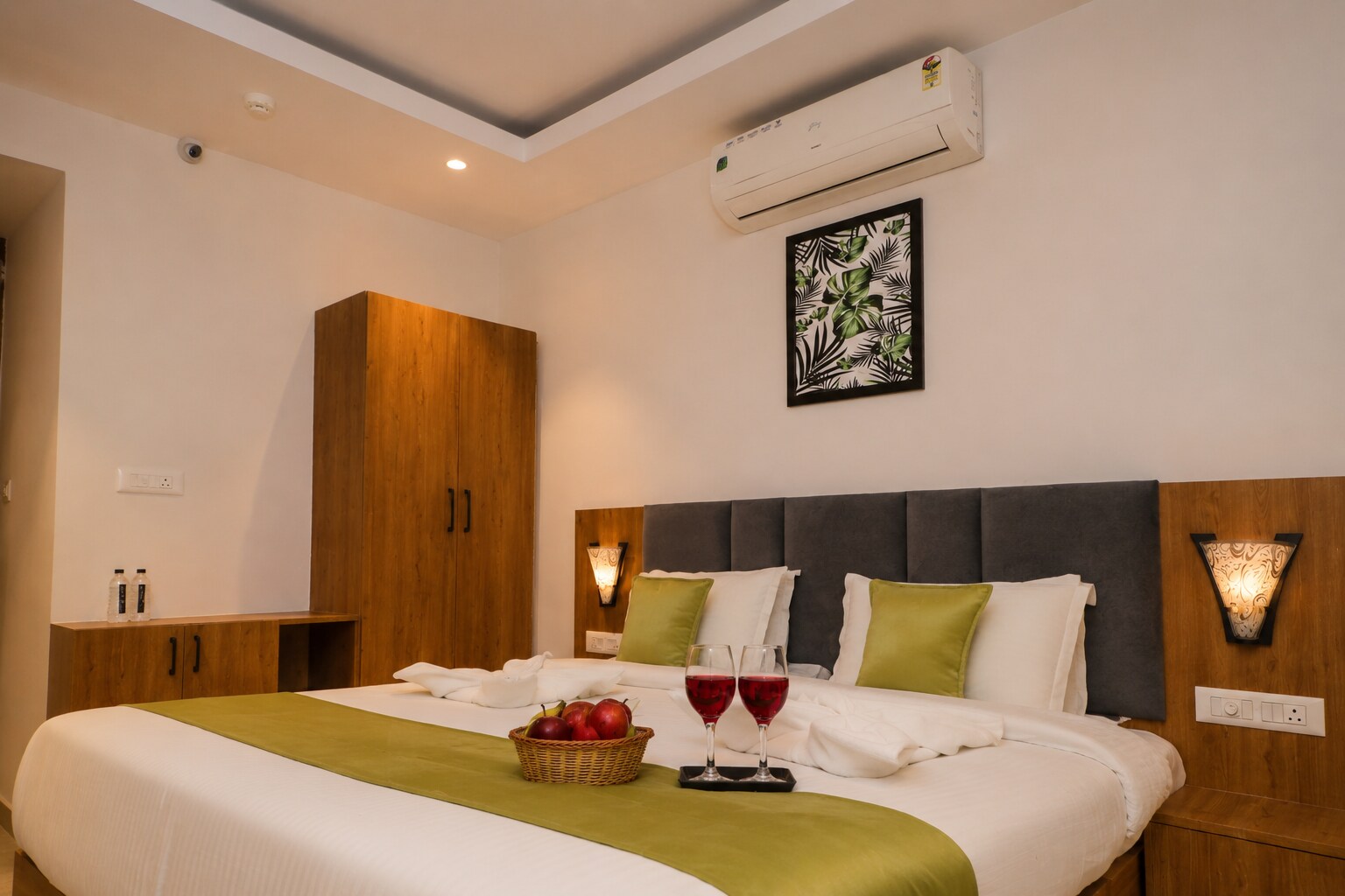 The Fragrance hotel & spa - Tap to explore photos