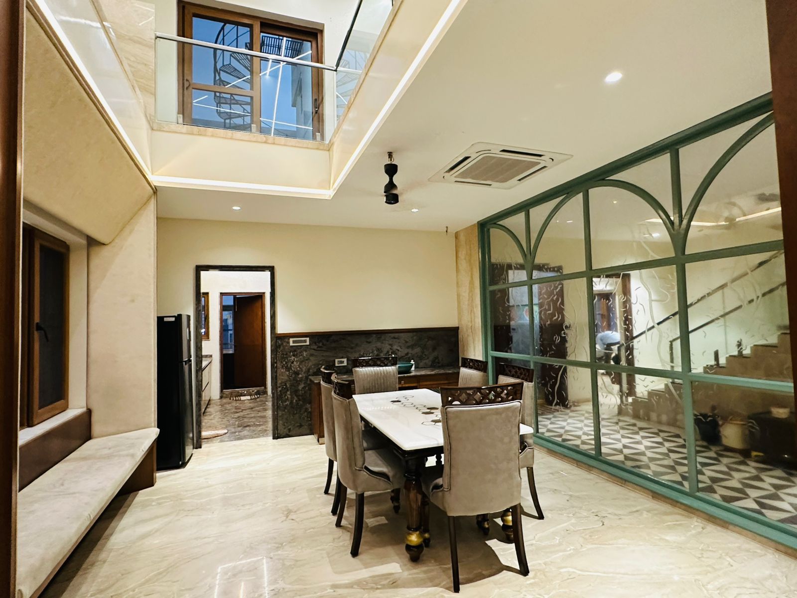 Main gallery