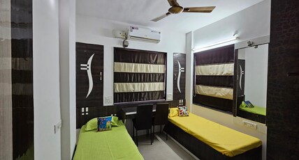 Hooliv Arcadia Room Type - Bedroom 1