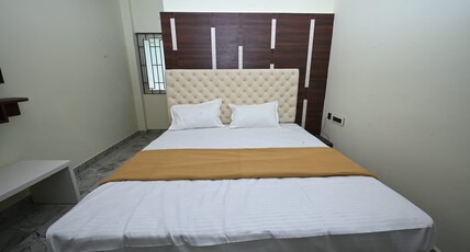 Kingstar residency Room Type - Deluxe room