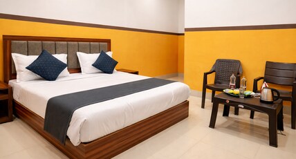 Hotel Hare Krishna & Banquet Room Type - Deluxe Room