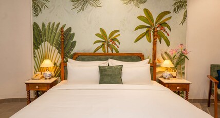 Sisodia Bagh - Luxuria Jaipur By Moustache Room Type - Junior Suite with Bathtub