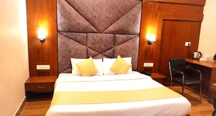 Hotel Vasudeva Inn Room Type - Double bedded room