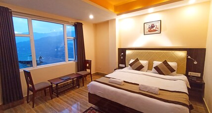 Garden Retreat Hotel Room Type - Super Deluxe (Mountain view)