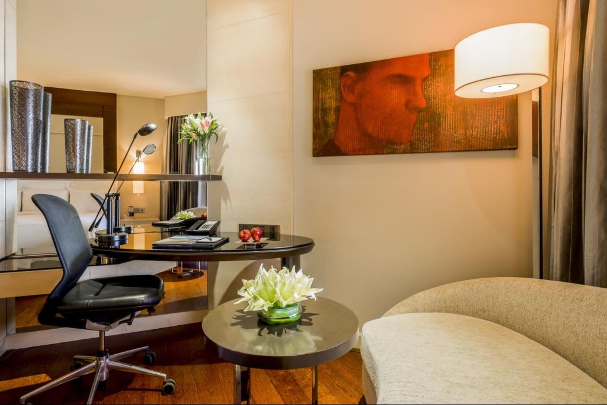 JW Marriott Mumbai Juhu - Tap to explore photos