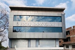 Hotel Raas Grand