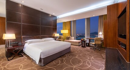 InterContinental NANJING Room Type - 1 King Classic Lake View