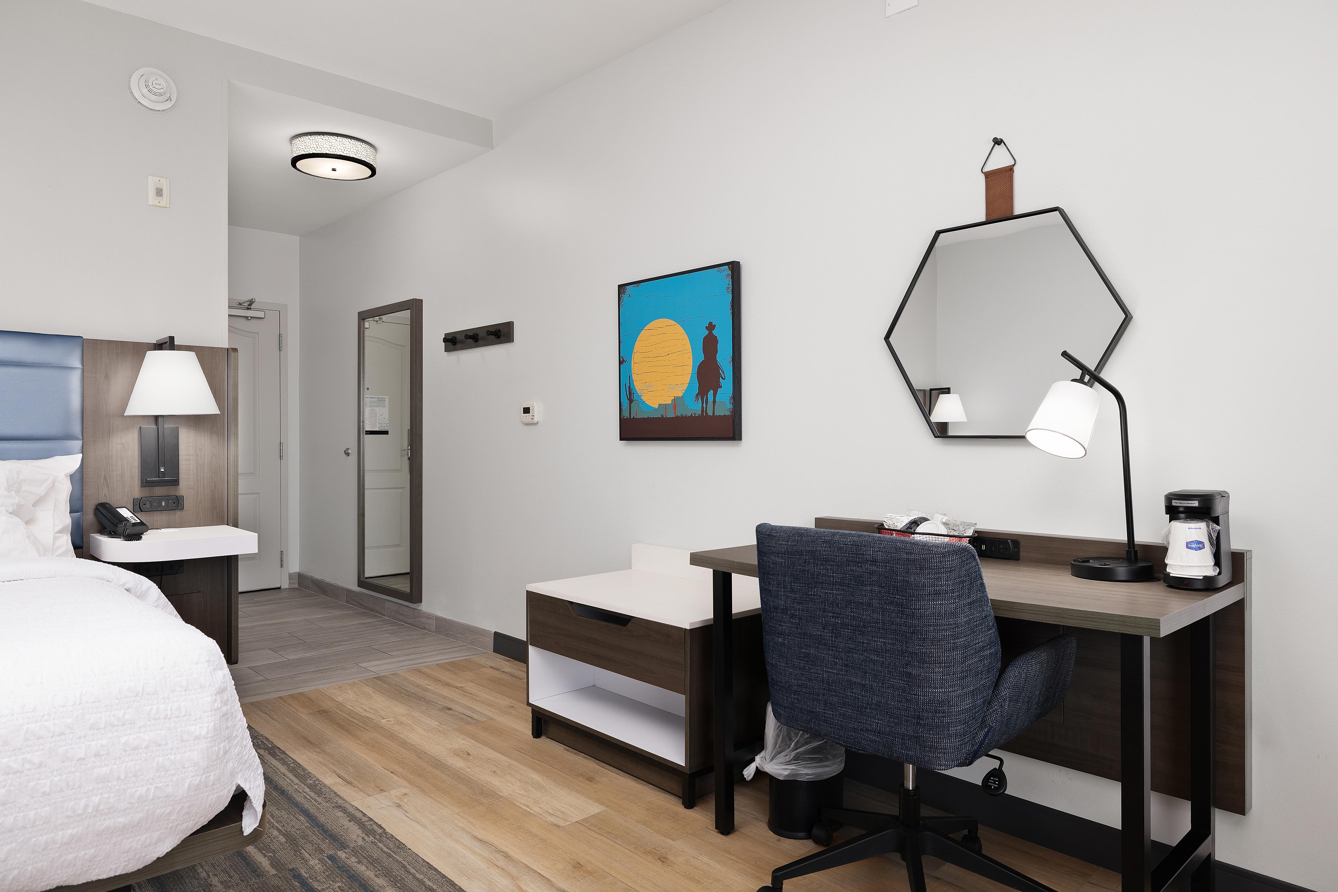 Hampton Inn & Suites by Hilton McAllen - Tap to explore photos