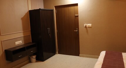 Hotel Navdurga Room Type - Deluxe room