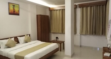 Hotel Mangal Niwas Room Type - DELUXE NON AC ROOM