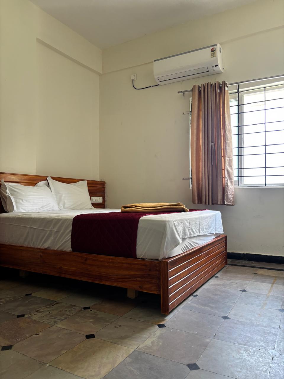 Tranquill Home Stay - Tap to explore photos