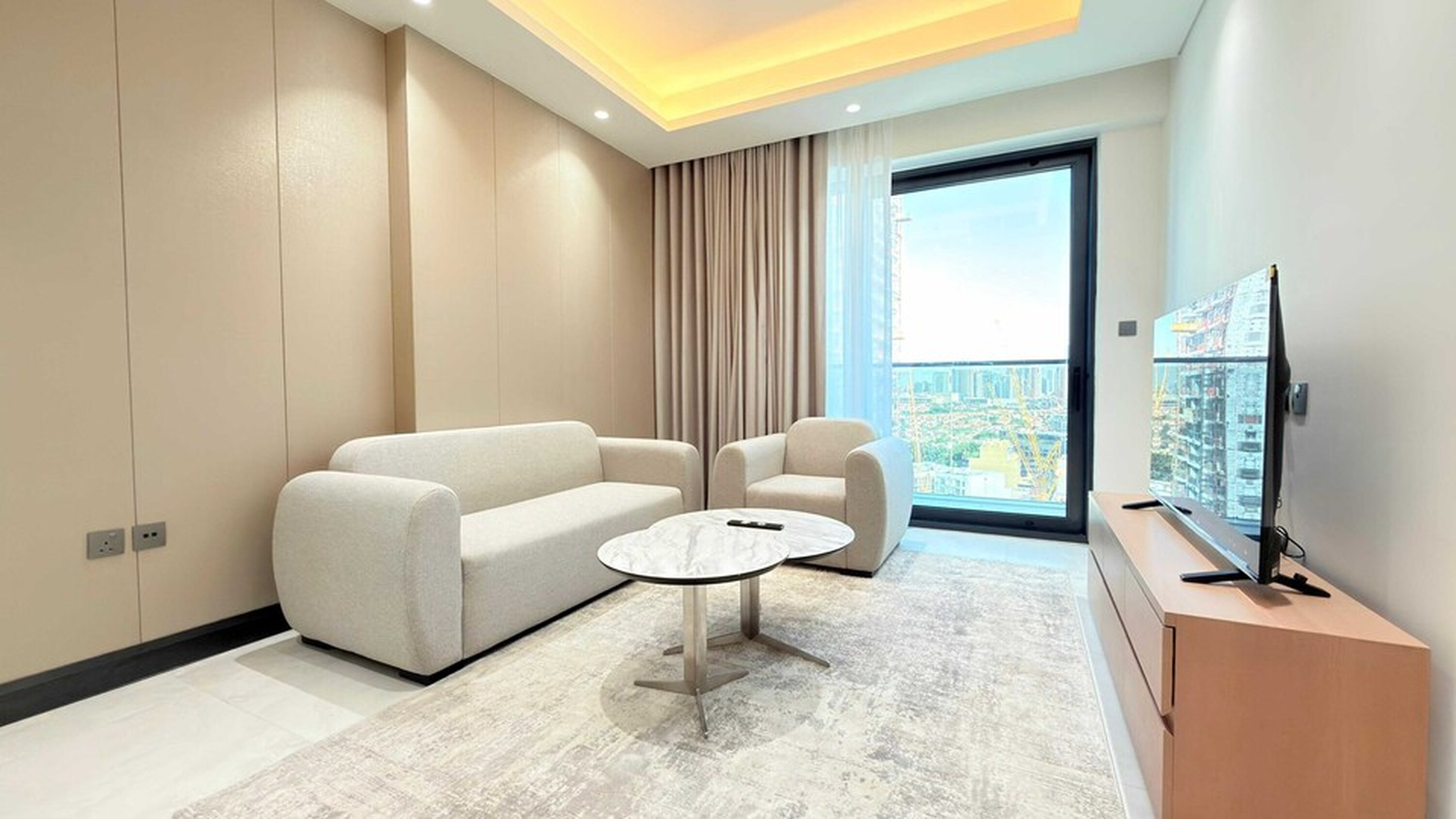 Cloud Tower 1br With Parking Pool Gym & Sports Facilities - Tap to explore photos