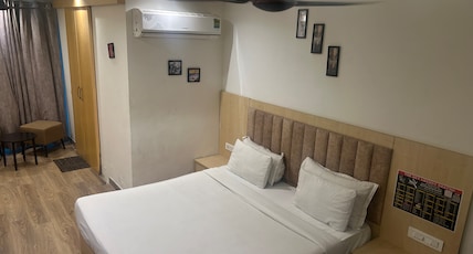 The grand Anukampa cozy heart  hotel Room Type - Bedroom