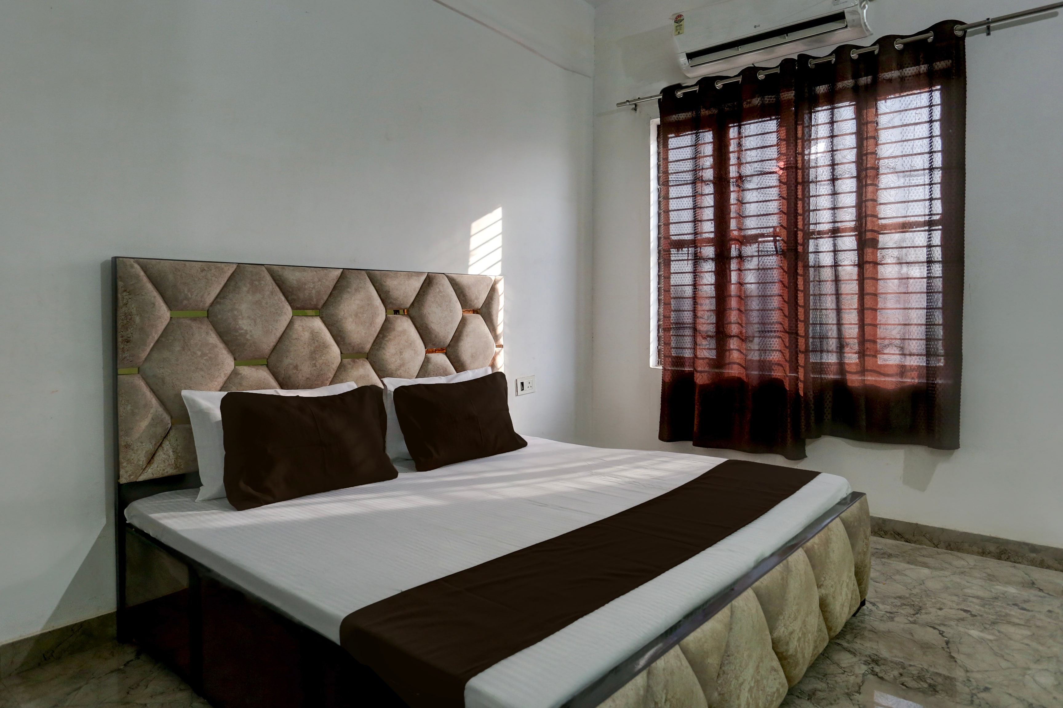Hotel O Triveni Hotel and restaurant - Tap to explore photos
