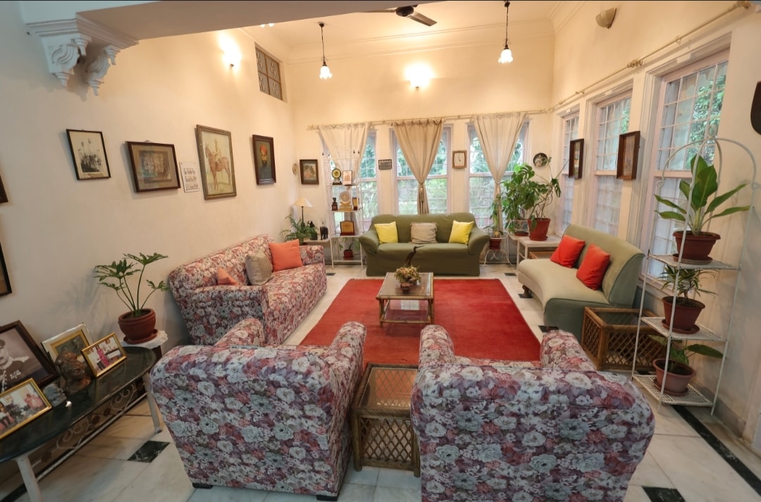 Pahuna Haveli - Tap to explore photos