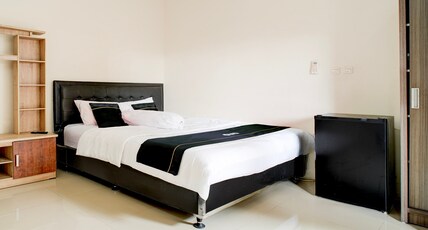 Hotel O Griya Cewang Syariah Room Type - Indonesia Suite Family