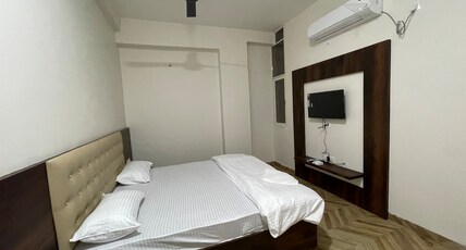 Real Food Restaurant Room Type - Superior Room