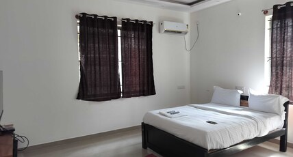 Hotel O Maruthi Paradise Netaji Udyanavana Park Room Type - Classic