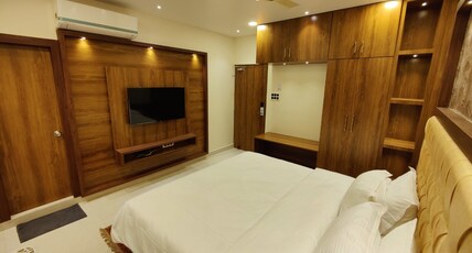 Kalyani Heights Room Type - Deluxe Room