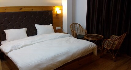 Macquary Inn | Mall Road  Room Type - STANDARD (NON VIEW)