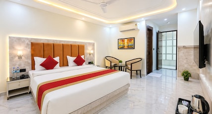 OPO Essential Skynex @ IGI Delhi Airport Room Type - Superior Room with Hi speed Wi Fi Early check in OPO Essential Skynex @ IGI Delhi Airport Room Type - Superior Room with Hi speed Wi Fi Early check in