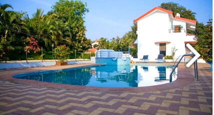 Walk to the beach 2bhk with shared pool Parking Room Type - Walk to the beach 2bhk with shared pool Parking