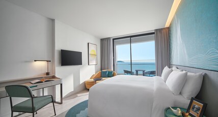 voco Ma Belle Danang, an IHG Hotel Room Type - 1 King Deluxe Sea View Balcony High Floor voco Ma Belle Danang, an IHG Hotel Room Type - 1 King Deluxe Sea View Balcony High Floor
