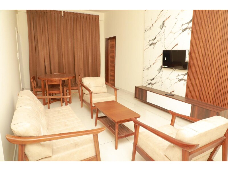 Nilgiri Woodlands Luxury Service Apartment - 2BHK Apartments - Tap to explore photos