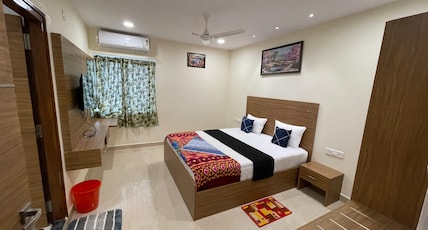 Sri Lakshmi tulasi residency near to alipiri Room Type - Deluxe room Sri Lakshmi tulasi residency near to alipiri Room Type - Deluxe room