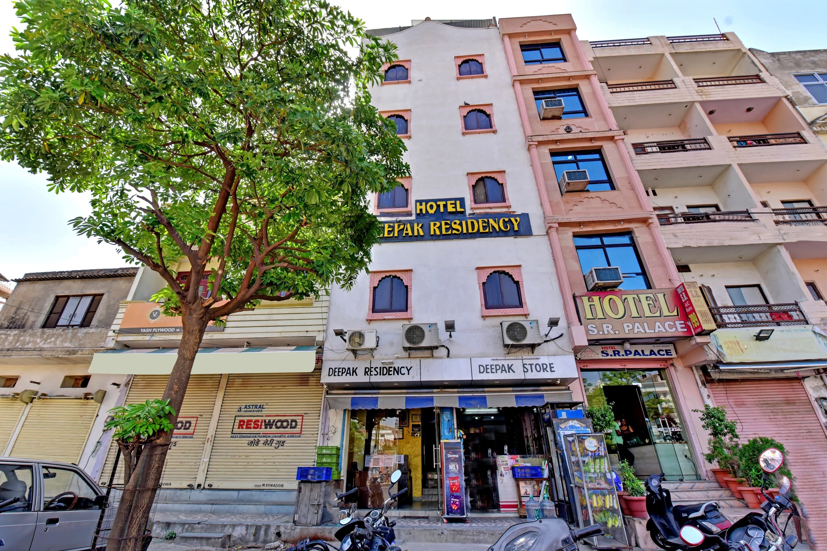 OYO 36317 Hotel Deepak Residency - Tap to explore photos