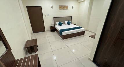 Hotel Maharaja Inn Room Type - Gold