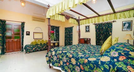 Patan Mahal Room Type - Royal Suite with Bathtub Patan Mahal Room Type - Royal Suite with Bathtub