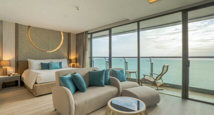 Cape Dara Resort Room Type - Dara Suite Room Sea View with Club Benefits Cape Dara Resort Room Type - Dara Suite Room Sea View with Club Benefits