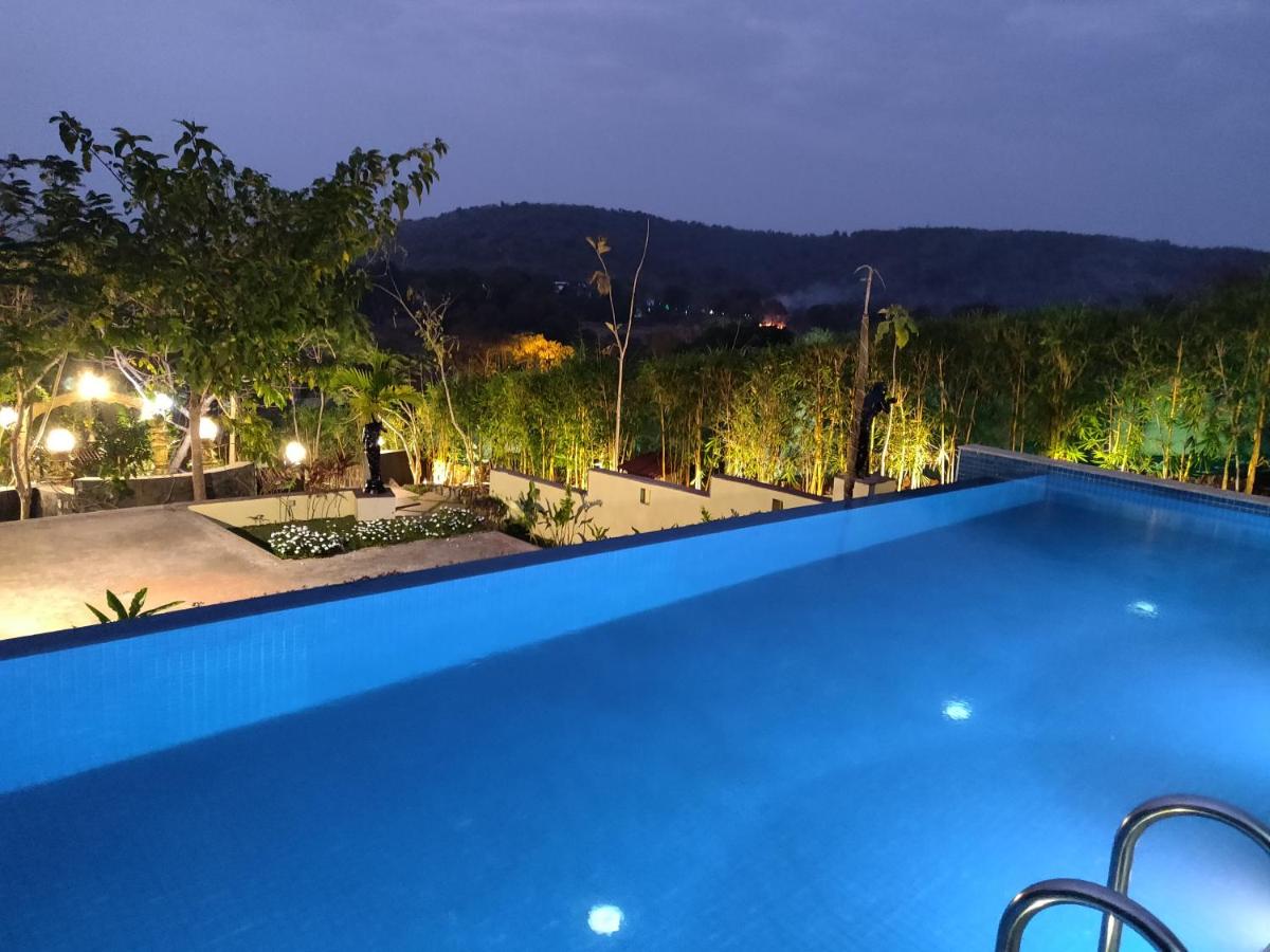 Shiva Valley at Rock Forest Calangute 5 BR Pvt Pool - Tap to explore photos