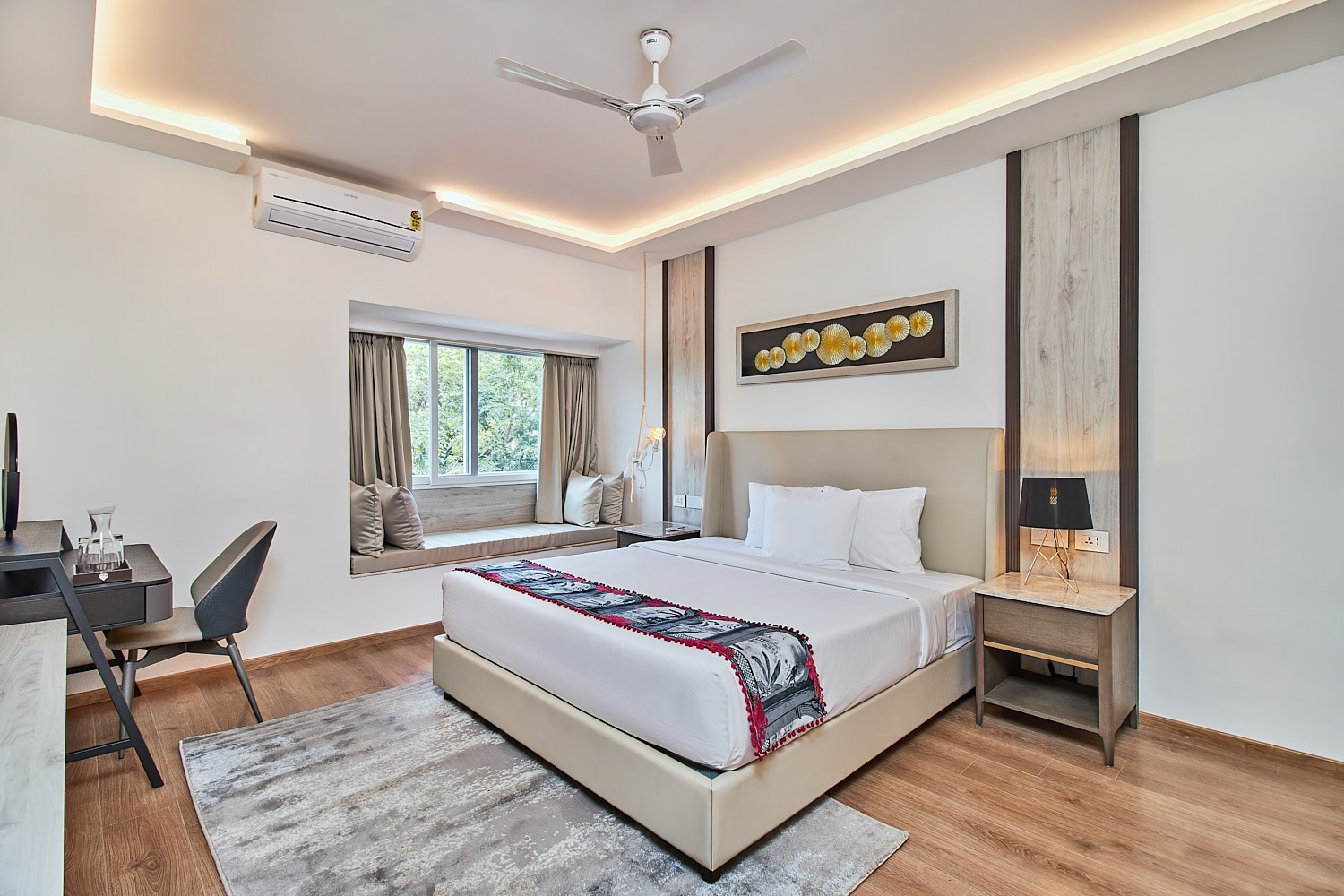 GoSavvy Executive Residences - Tap to explore photos