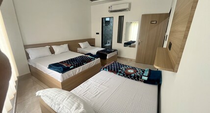 Banke Bihari Guest House Room Type - Bedroom 8