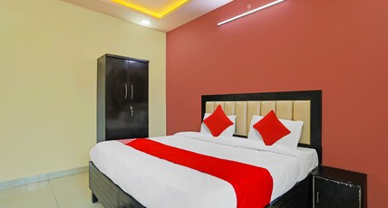 Hotel O Abhinandan & Party Lawn Room Type - Classic