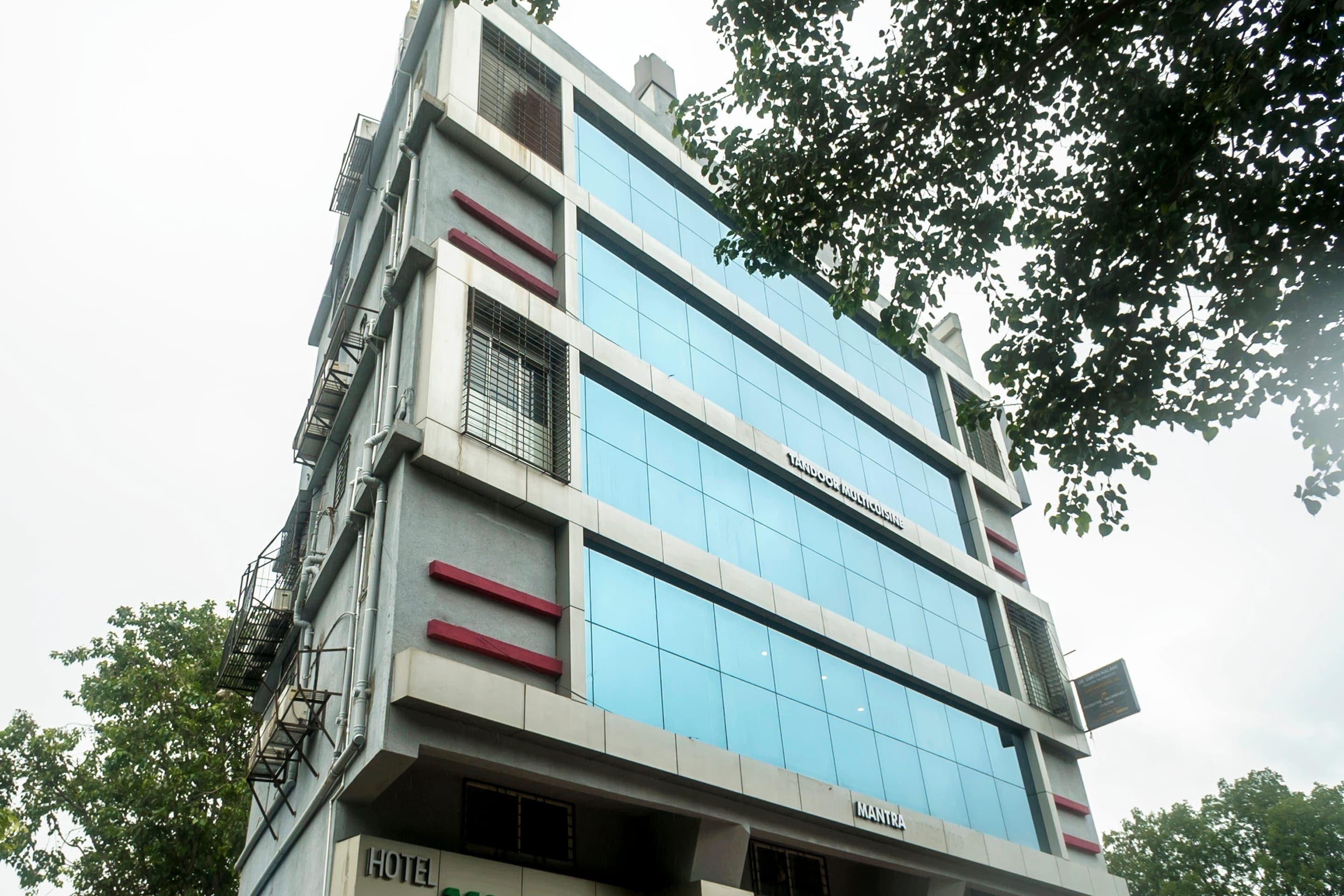 Hotel O Grand Pune - Tap to explore photos