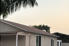 Nirankar Farmhouse - Luxurious 3BHK with Pool