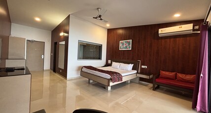 The Green Gate Resort Room Type - Infinity Wing with Balcony (Uphill 400 meters from the reception)