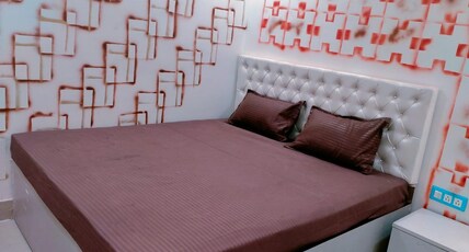 Hari International Room Type - Deluxe Room