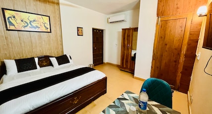 KINGS COURT PANCHSHEEL PARK Room Type - DELUXE ROOM 001 KINGS COURT PANCHSHEEL PARK Room Type - DELUXE ROOM 001