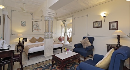 Rohet Garh Room Type - Heritage Super Deluxe Room Rohet Garh Room Type - Heritage Super Deluxe Room