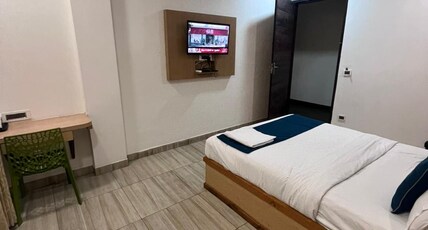 SUNRISE REGAL INN Room Type - STANDARD ROOM WITH BASIC AMENTIES