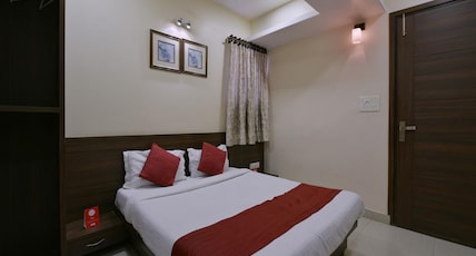 Hotel Ghoonghat Room Type - CLUB ROOM Hotel Ghoonghat Room Type - CLUB ROOM