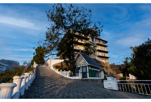 Carmel top Resort