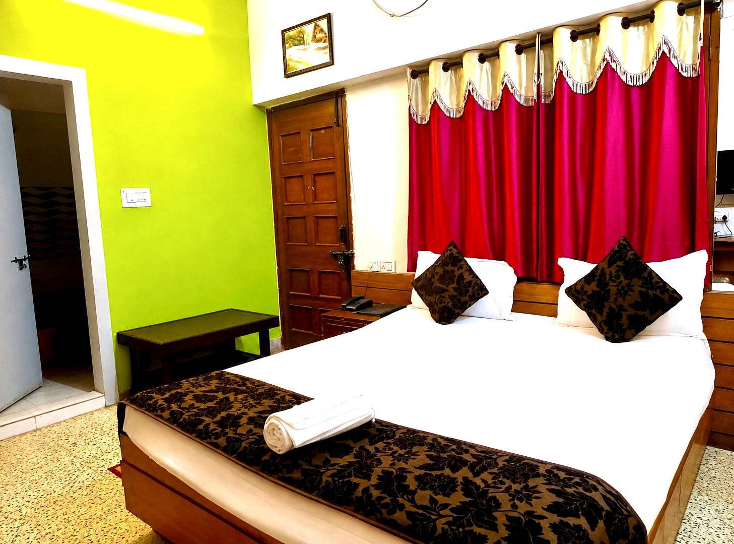 Hotel Aditya Palace - Tap to explore photos