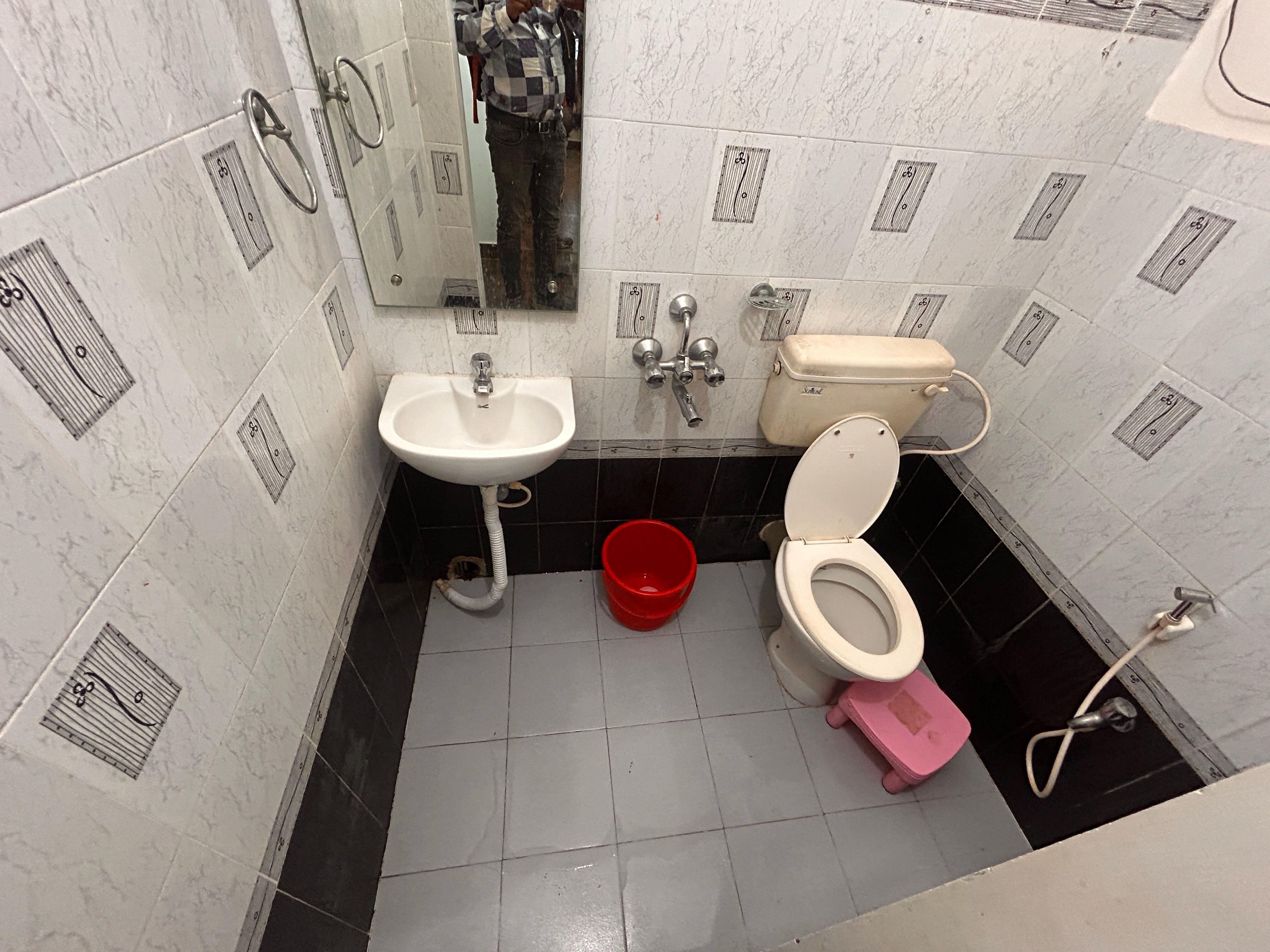 Hotel O Home Chandan Resort Homestay - Tap to explore photos
