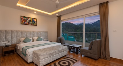 Hotel Moonglade By Royal Stays Dalhousie Room Type - Premium Room With Balcony Hotel Moonglade By Royal Stays Dalhousie Room Type - Premium Room With Balcony
