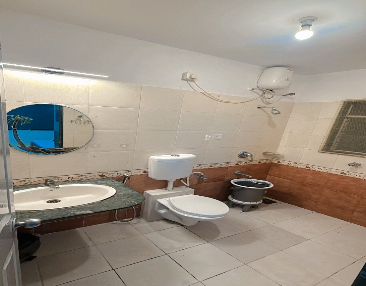 Family Comfort Apartment 3bhk by Royal Luxor - Tap to explore photos